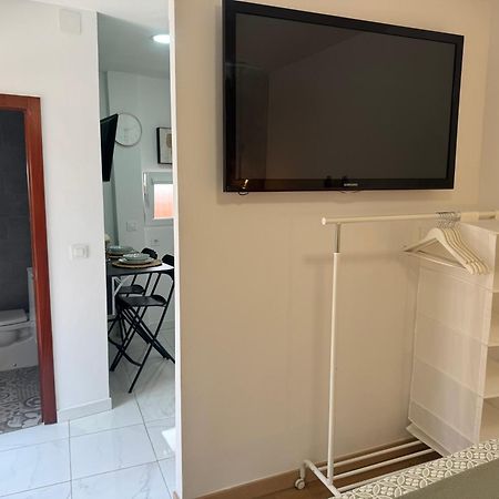 Casa Callao 16 Con Patio فيجو المظهر الخارجي الصورة